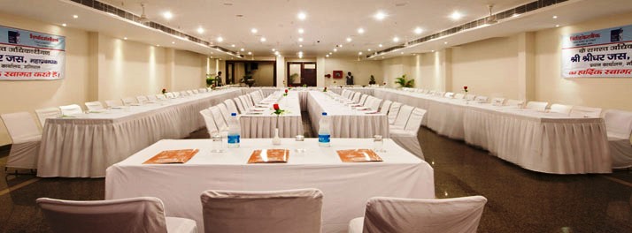 1203/Hotel Devi Ram Palace - Agra 03.jpg